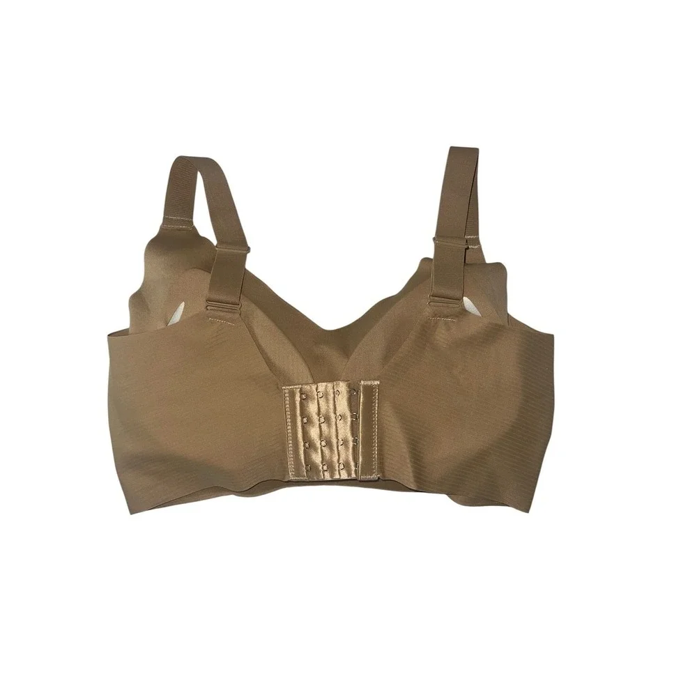 197.-   NEW Beige Plus Size Full Coverage Seamless Push Up Jelly Bra BODCURVE